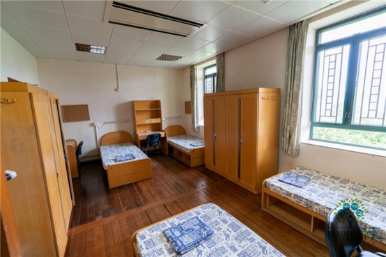 香港的寄宿制名校有哪些？香港哈罗是全寄宿的吗？