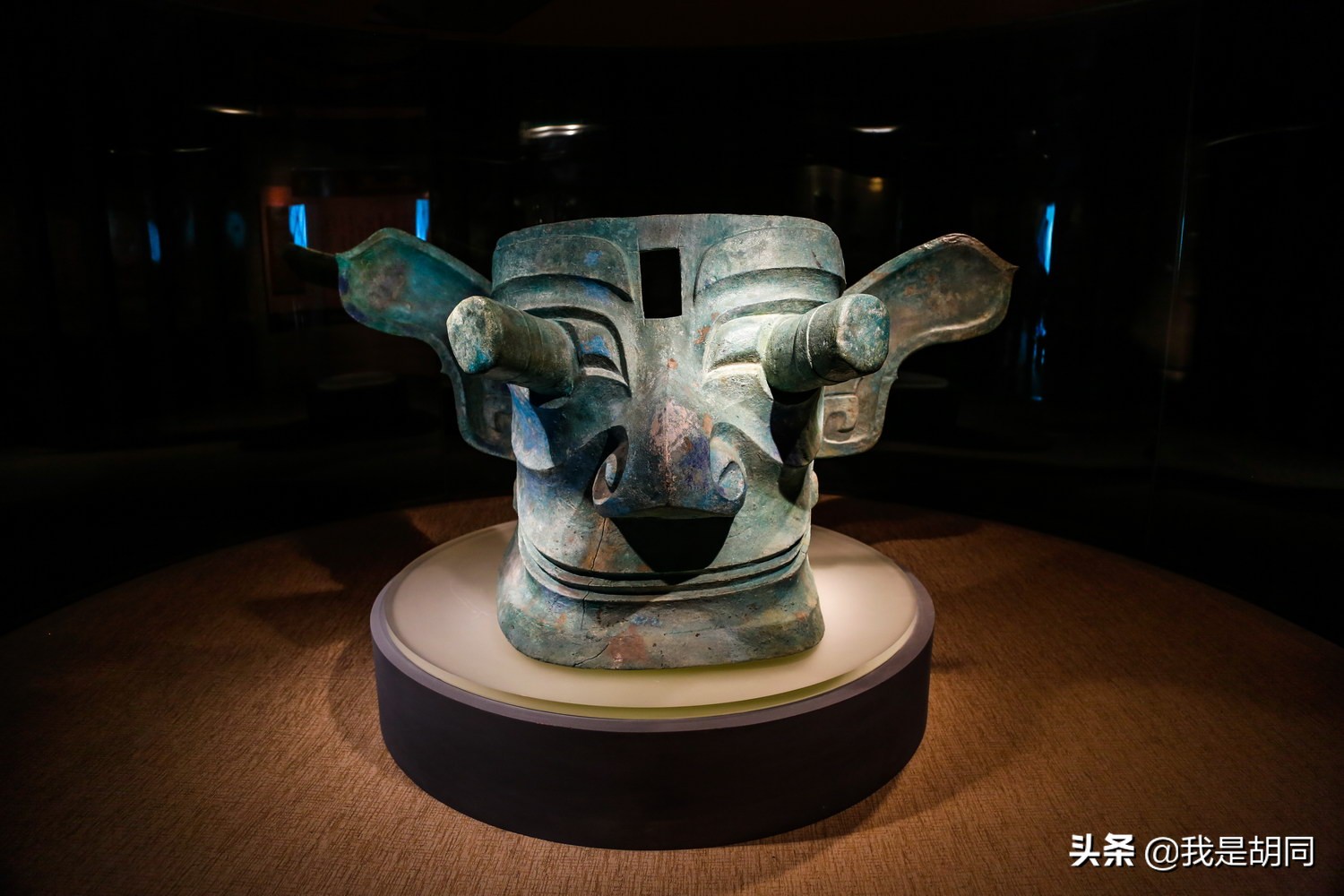 三星堆为何被传与外星人相关？奇特的相貌与神秘失踪，至今是谜