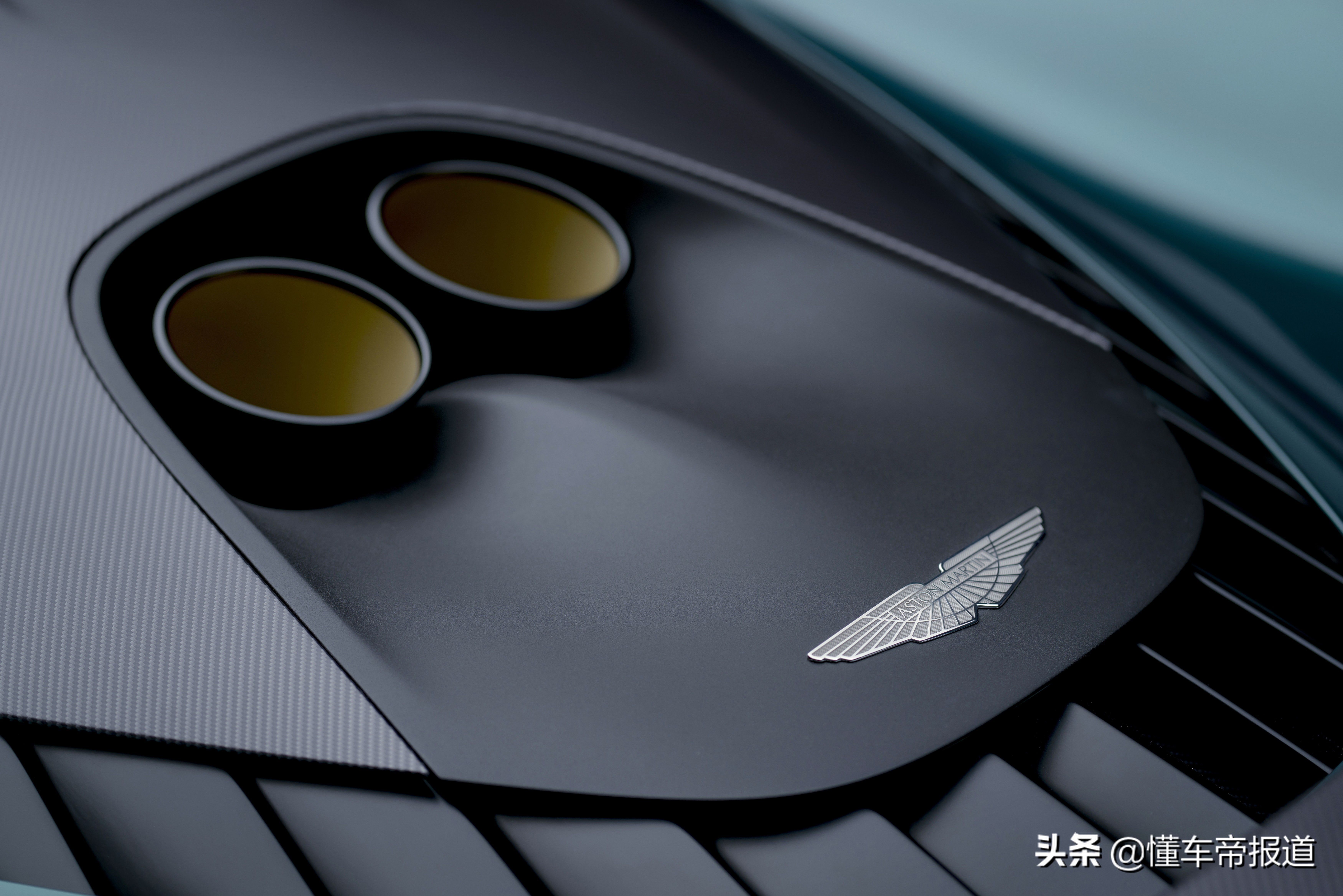 新车 </p><p>　　 直面法拉利SF90 Stradale？阿斯顿·马丁Valhalla量产版发布