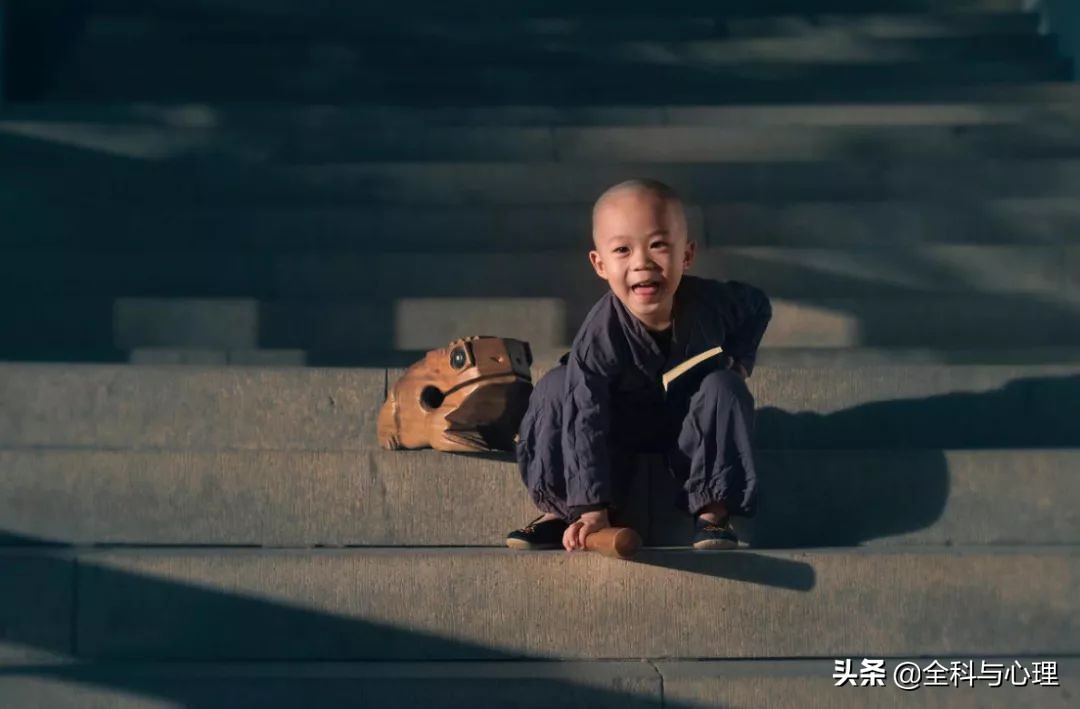 余生，请做一个快乐的傻子
