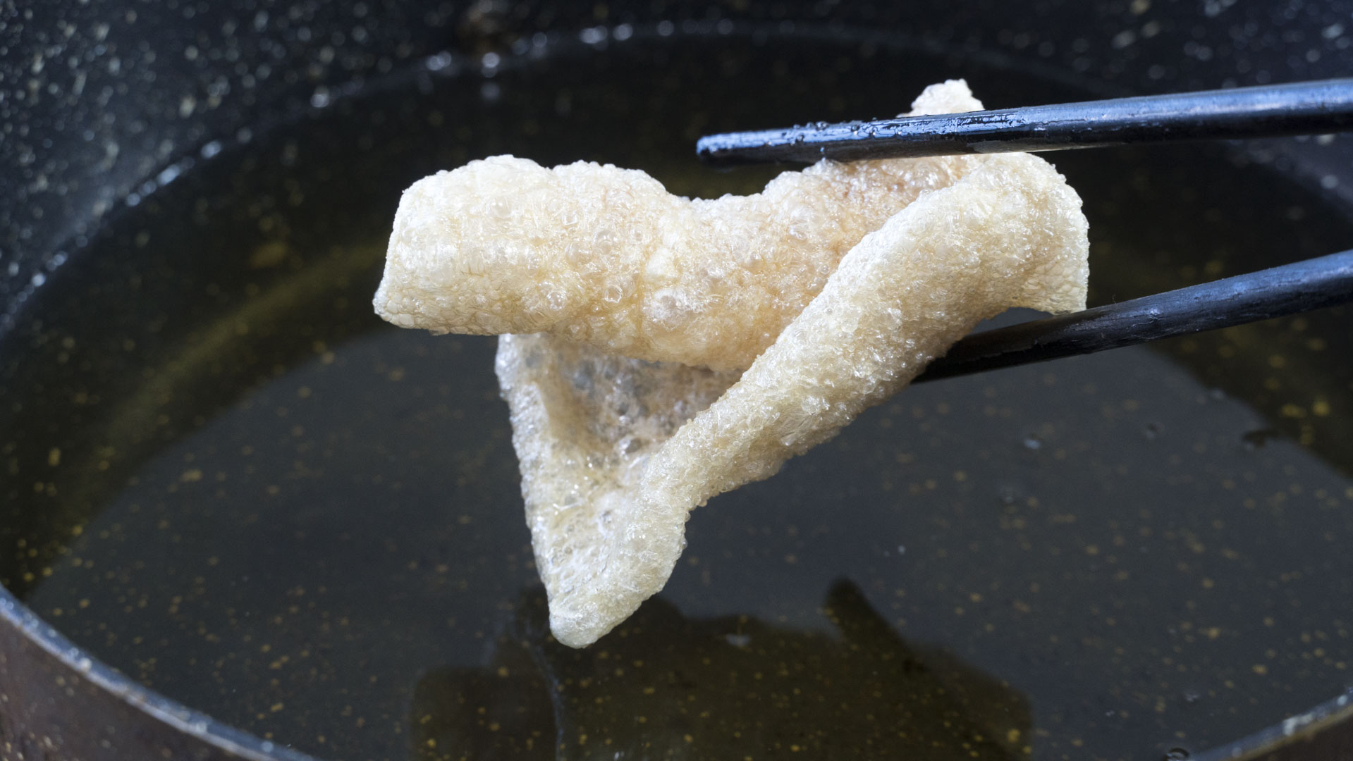 秋冬干燥寒冷，女人要多吃6种食材，补水又驱寒，面如桃花显年轻