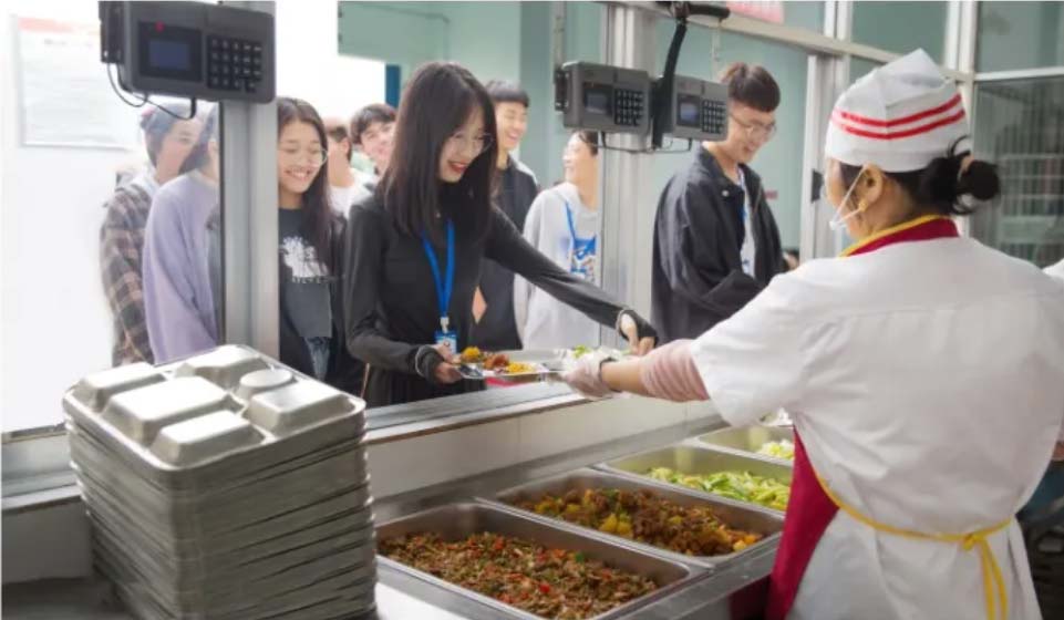 2022届圆梦学校·爱华文化补习招生简章