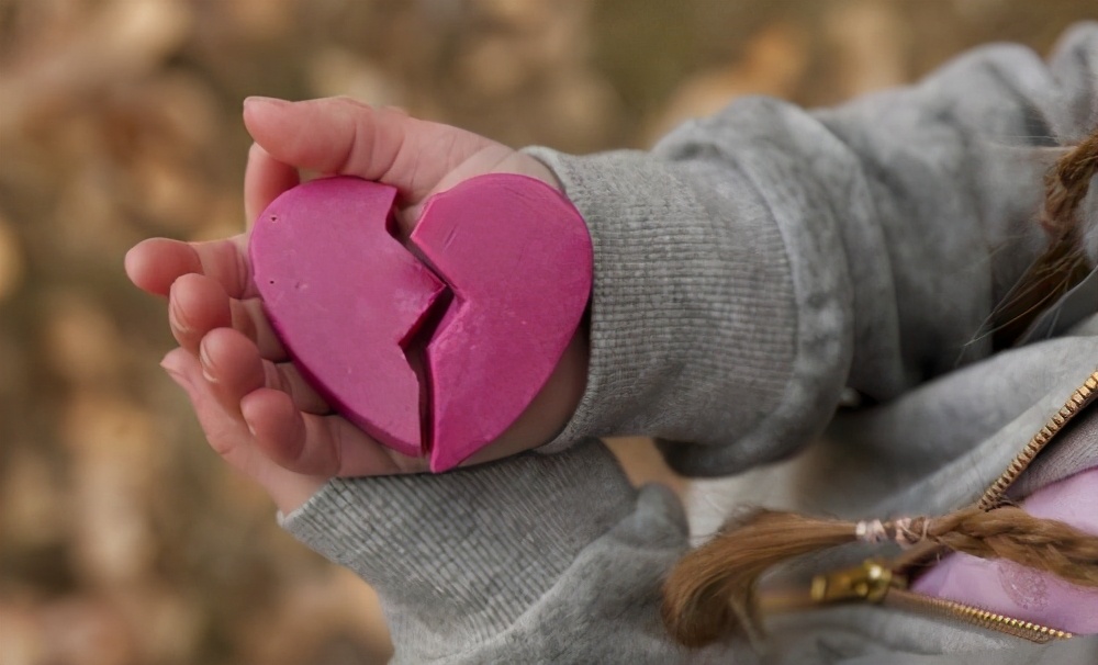 关于被朋友抛弃的说说人心配图「幽默」 _qq说说网