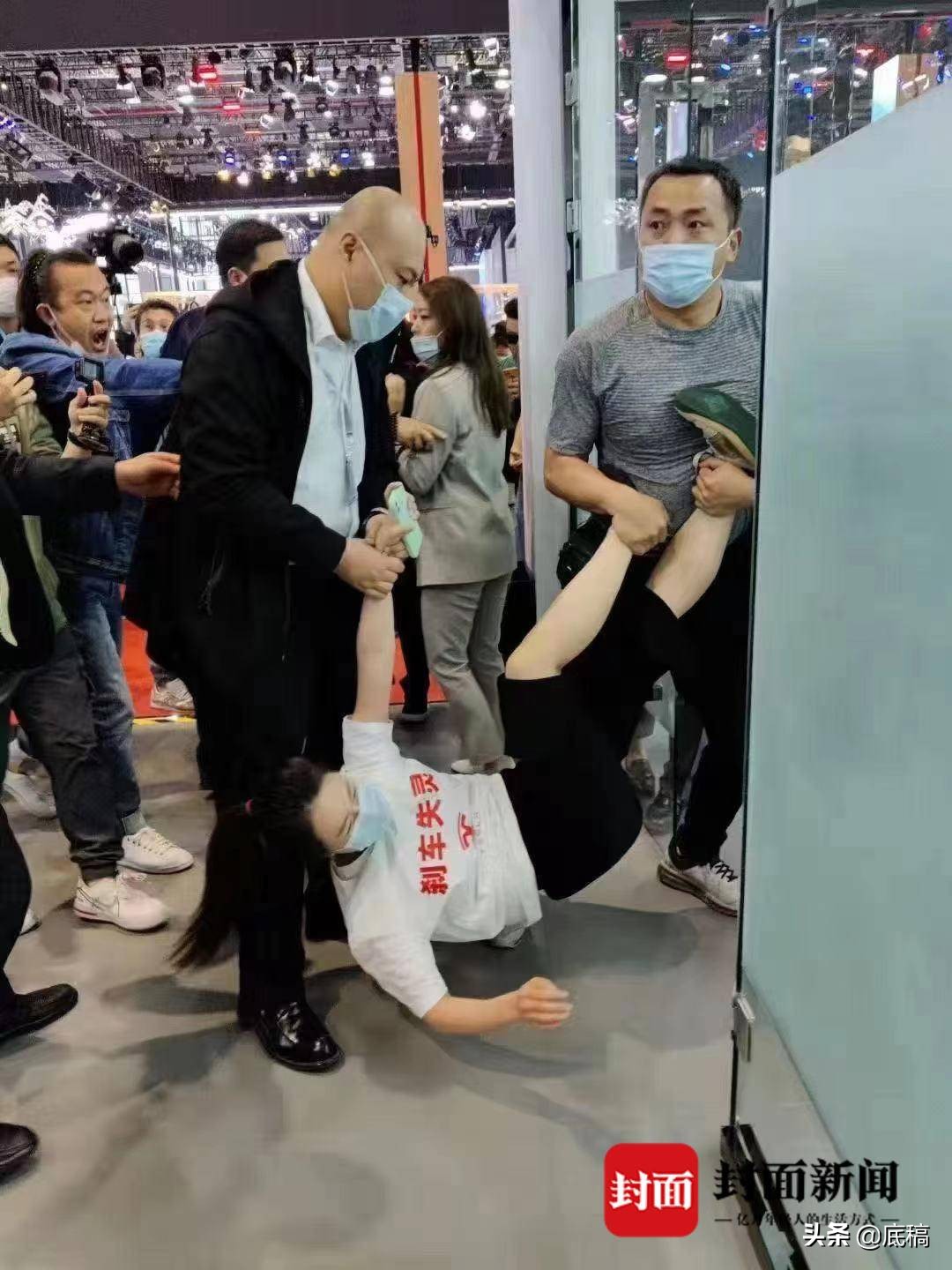 特斯拉独家回应：车主维权可自找鉴定机构 我们垫付费用维权车主首度发声：认可处罚，受不了被敷衍和拖延