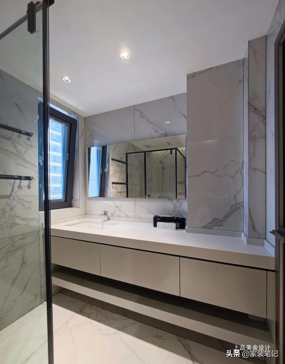 看了长沙夫妻的极简风，才知道什么是“网红”装修，隐形墙很惊艳