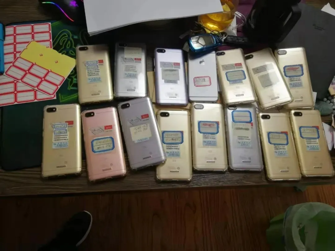 凭什么他的微信功能那么多？难道是开了挂？