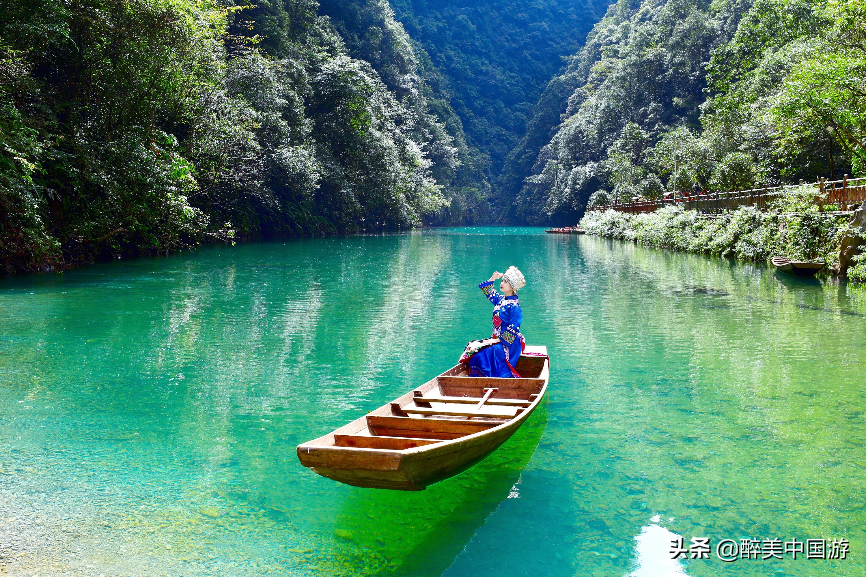 鹤峰屏山峡谷景区介绍（湖北鹤峰屏山峡谷景美如画卷）