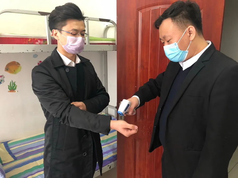 硬核“备战”开学 || 哈铁建学校举行疫情防控演练