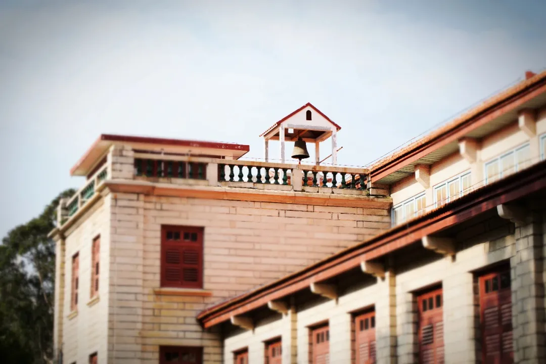 总书记亲致贺信！这座“最宠学生”的大学有多牛？