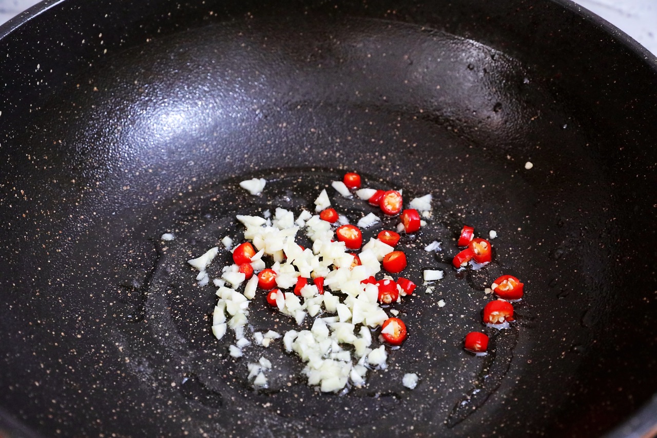 蚝油娃娃菜（做蚝油娃娃菜，料汁是关键，掌握好3个技巧，鲜嫩入味特下饭）