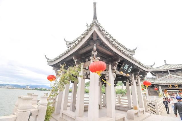 中国最早的启闭式桥梁，潮州城市地标建筑，广济桥