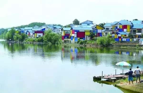 这是贵州村庄？感觉像欧洲童话小镇！春节自驾游就去这里耍！