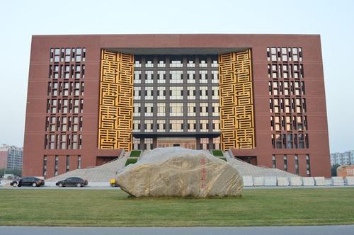 网友建议河南两校合并，组建“中原航空航天大学”