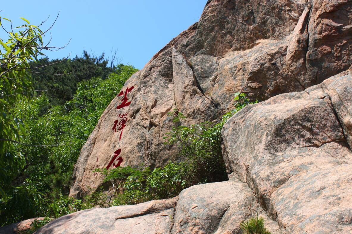 盖州旅游风景区,自然风光秀丽,适合避暑,吸引游客争相前往