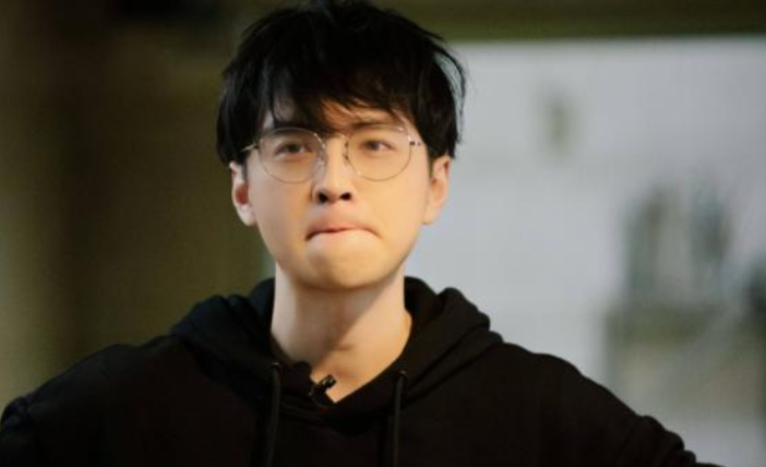 南大校草蒲熠星和北大校草郭文韬同框，谁更胜一筹？看完你就懂了