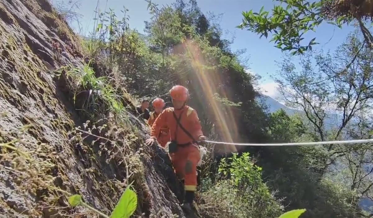 真是罗盘遭遇磁场紊乱？不一定！哀牢山4名人员迷路后发生了啥？