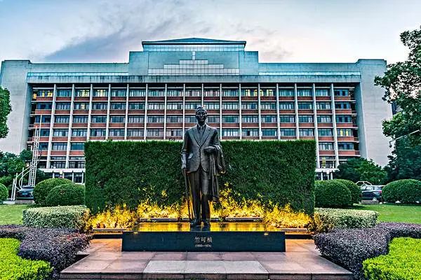 刚刚！27所高校公布强基计划，报名开始了！有你心仪的学校吗？