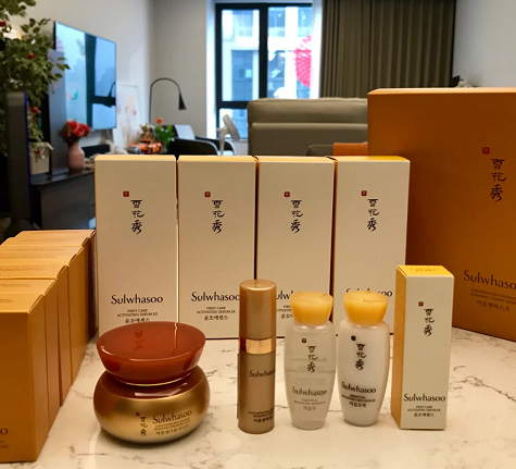 雪花秀是韩国的高端草本护肤品牌，由爱茉莉太平洋集团研发。
