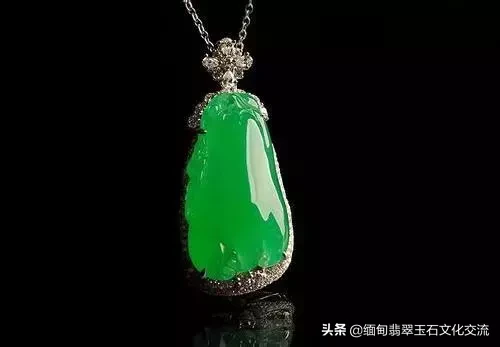 缅甸翡翠玉手镯价格(缅甸翡翠玉手镯到底多少钱一个) 缅甸翡翠玉手镯价格(缅甸翡翠玉手镯到底多少钱一个)