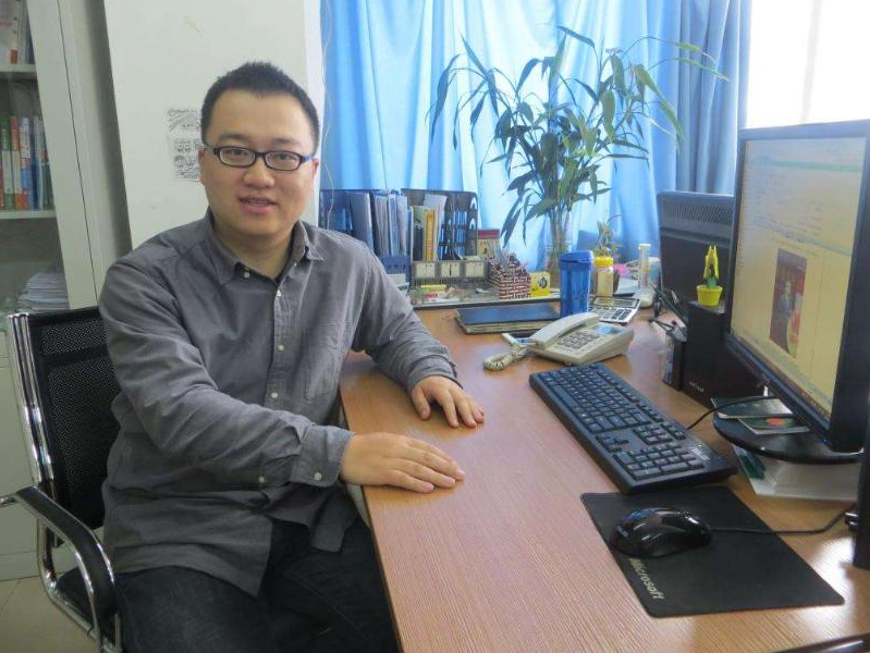 大学辅导员工资曝光，网友看完羡慕，难怪名校博士都抢着当辅导员