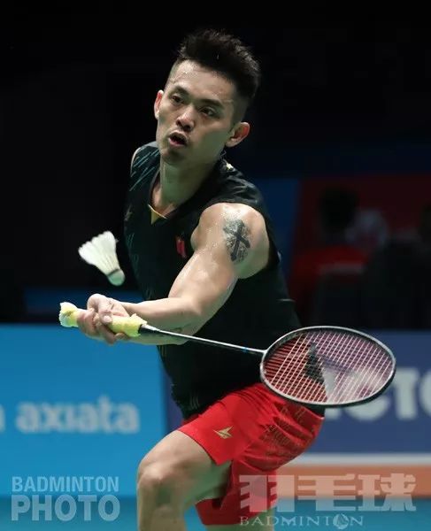 林丹缠手胶的方法林丹手胶缠法感觉如何