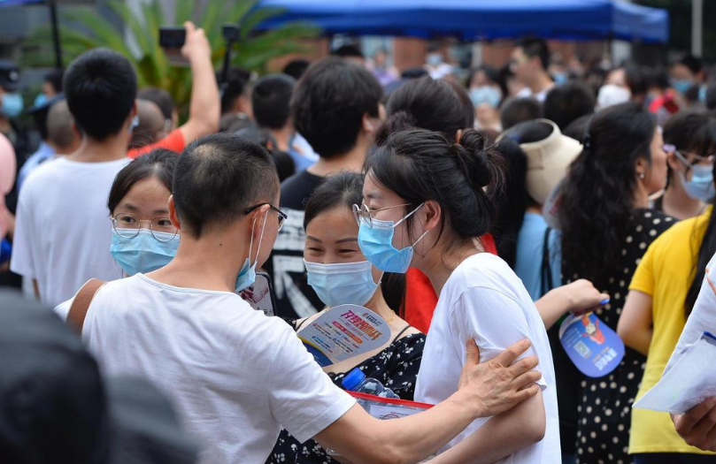 高考最美考生走红，被称为“王冰冰内蒙古分冰”，理想是学习烹饪