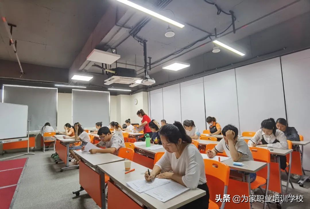 为家学校收纳整理师培训班，还教零经验小白组建团队创业？