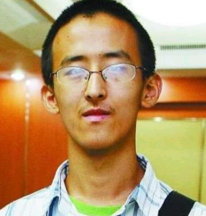 10岁上大学的张炘炀，曾狂言没钱人一定没素质，今已褪下神童光环