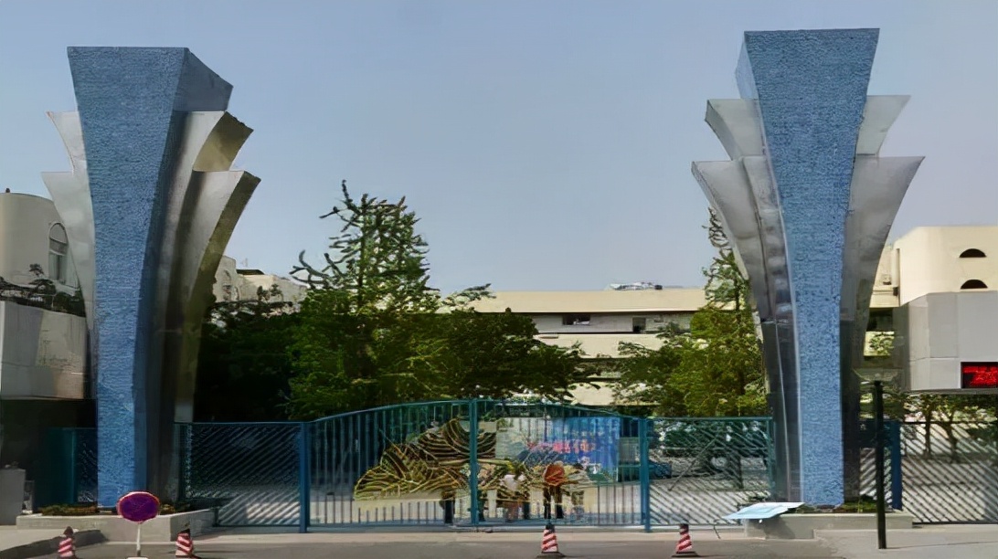 实力拔尖！成都这些大学附中，考上等于一只脚迈进重点大学