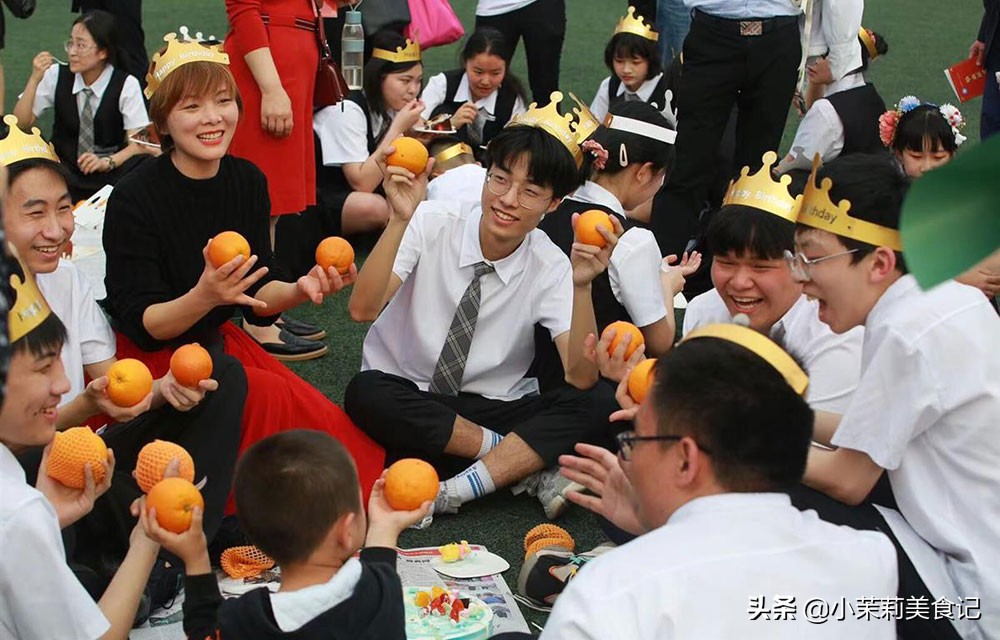 明日高考，建议给孩子“吃6样，带2样，忌3食”，寓意一举高中