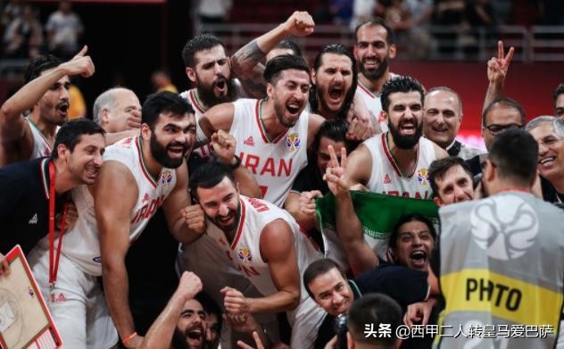 伊朗有哪些人打nba(梦之队VS伊朗，这位在美国出生的伊朗球员，十分渴望和美国交手)