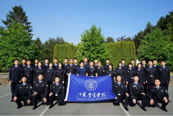 江苏警官学校_江苏警官学院的分数线_江苏警官毕业学生月薪