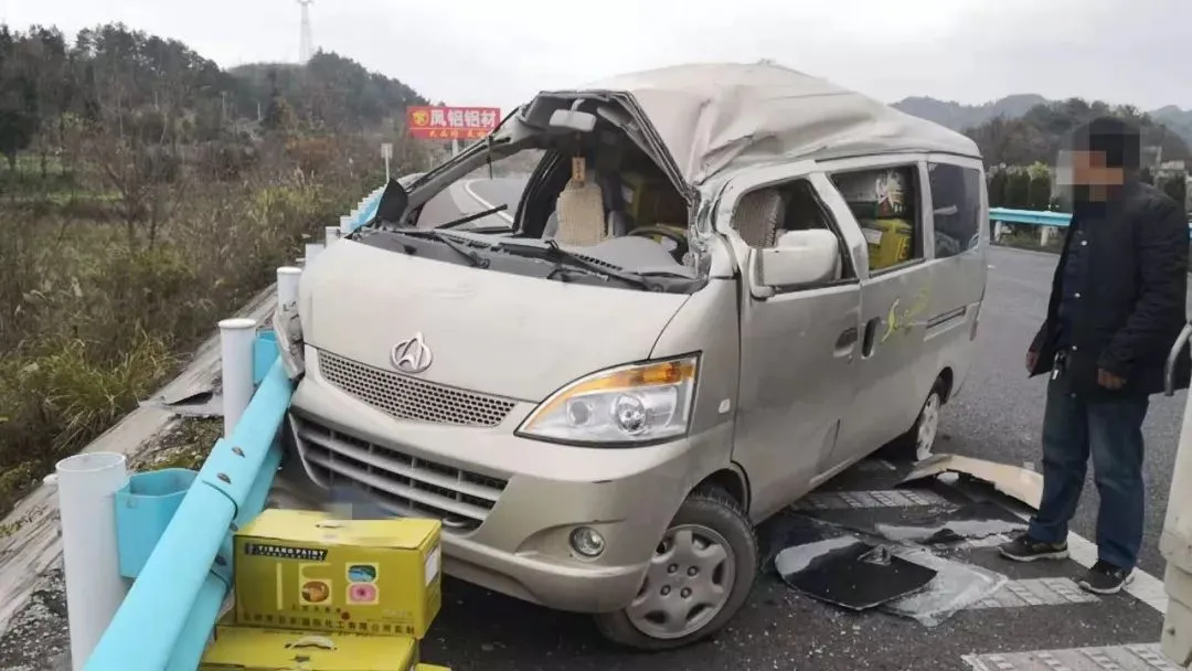 面包车拉货为什么要被罚款？哪些情况才该罚，并不是谁都能罚