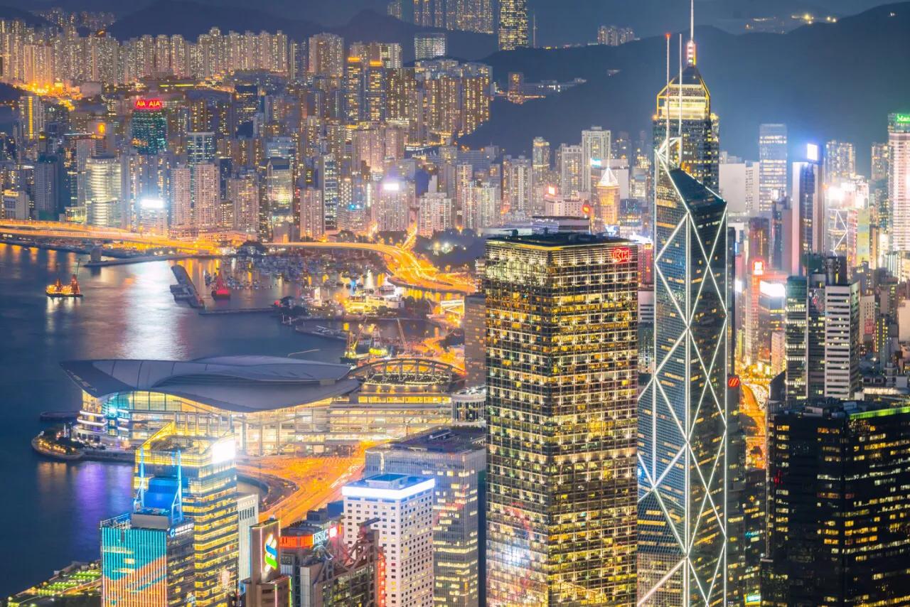 伦敦香港双城游：探索东西方文化交融的十大必访景点