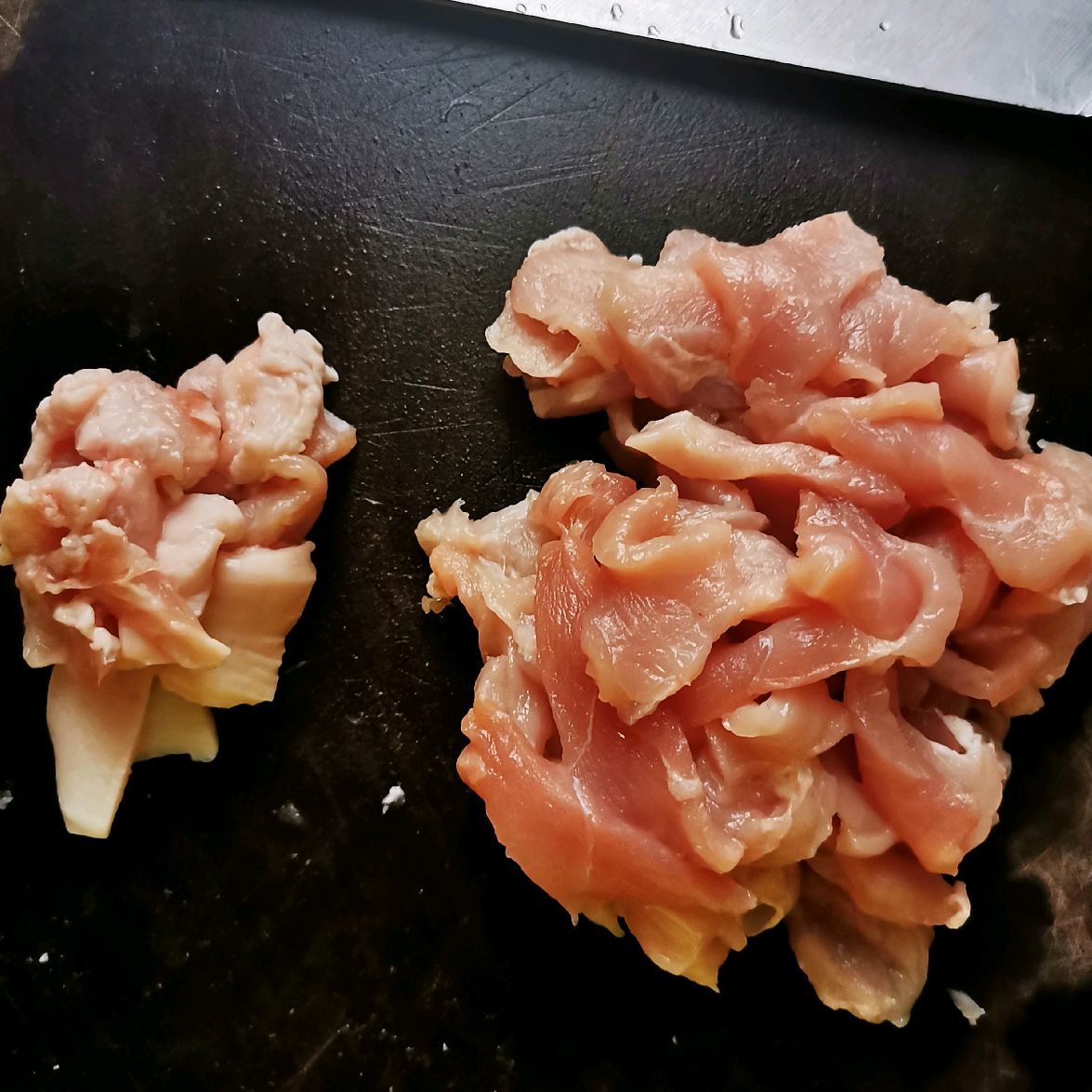葱爆肉的家常做法（酱香浓郁超下饭的家常菜）