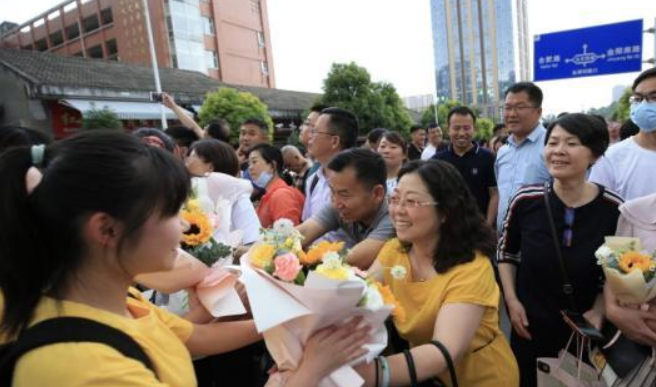 2021年高考，各省市高考成绩公布时间，考生和家长应当知道