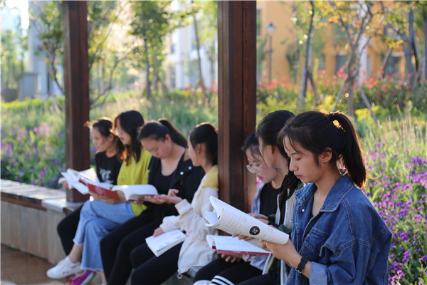 结果太凄凉，“14万天价补习班”，亲手打造出高考仅254分的学生