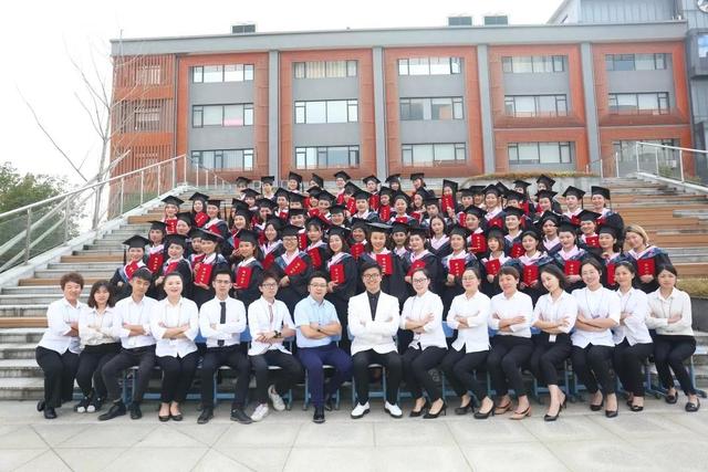 责任衍生，校企联合打造美业实训基地