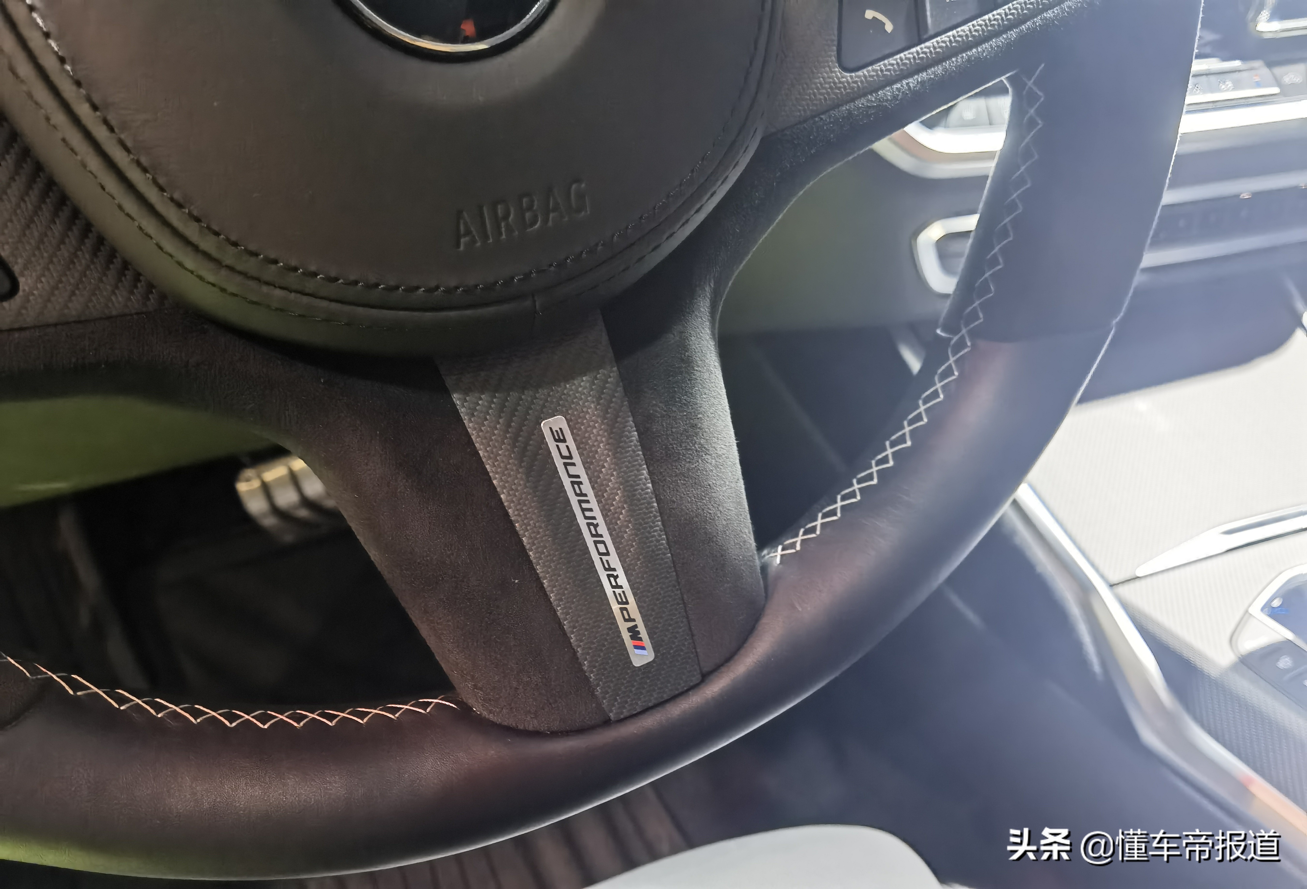 新车 | 带水晶挡把、铈灰中网 宝马3系高性能套件版亮相东莞改装车展