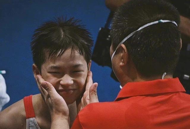 值得点赞，全红婵生活中一细节显示，她的自信又提升了一个档次