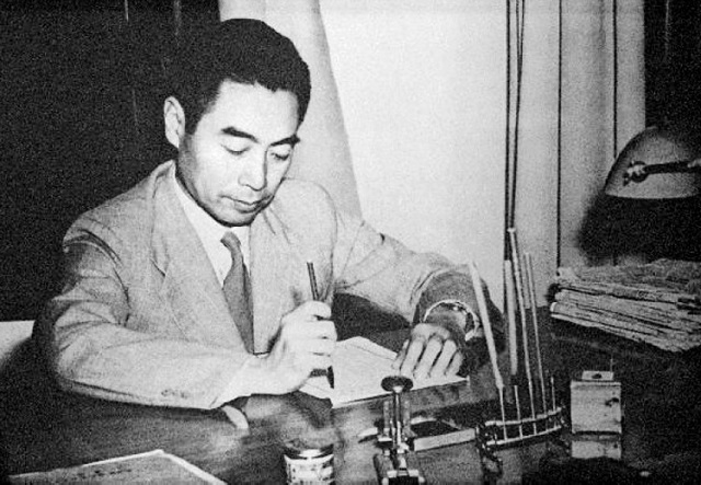 周总理的喝酒妙闻，一生醉酒三次，两次向毛主席检讨