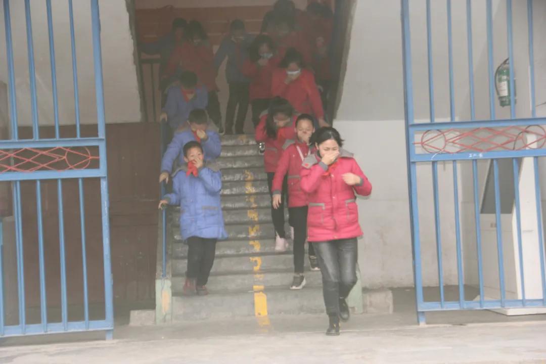 树魂立根 务实前行 延川县城关小学2020——2021学年度第一学期工作总结