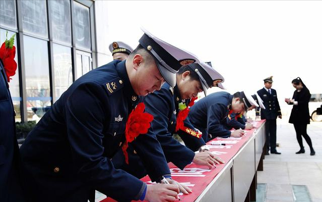 专科生大一去当兵，不仅考士官学校有优势，还可以免试专升本