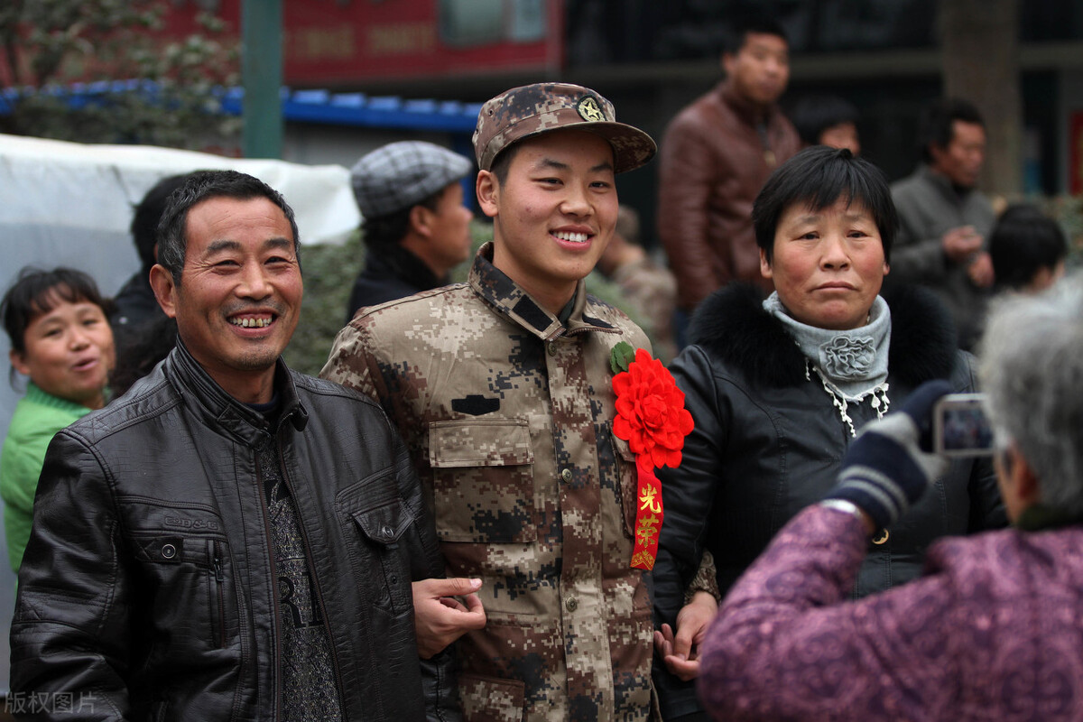 高中学历当兵希望大吗？我委婉地告诉朋友，不要抱太大希望