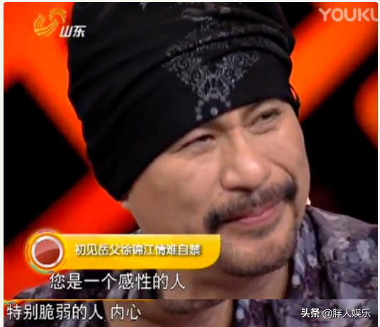 “三级片教父”徐锦江：曾身患抑郁症想学张国荣，独宠妻子27年