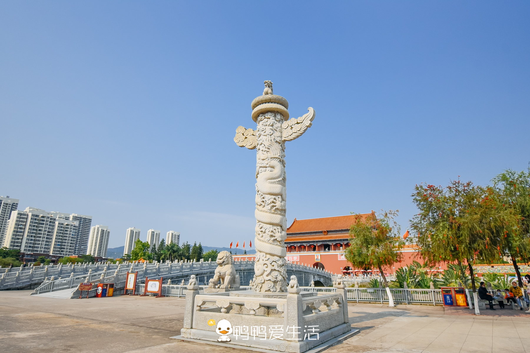 免票第一天，坐车近40站来厦门这个影视城，人少仿佛穿越到北京