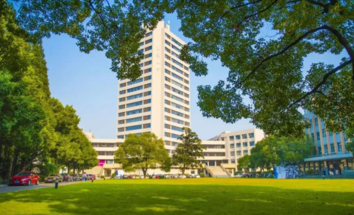 上海文科大学有哪些（上海这所211高校太委屈）
