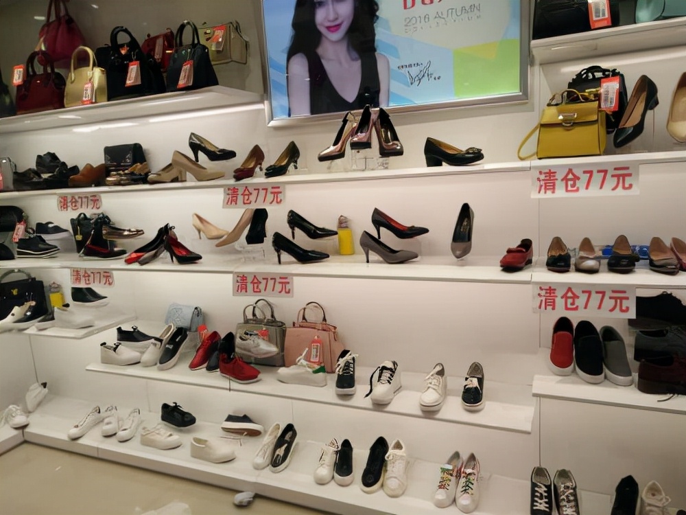 女鞋品牌大黑馬：趕超百麗達芙妮，一年賣出近一億雙鞋