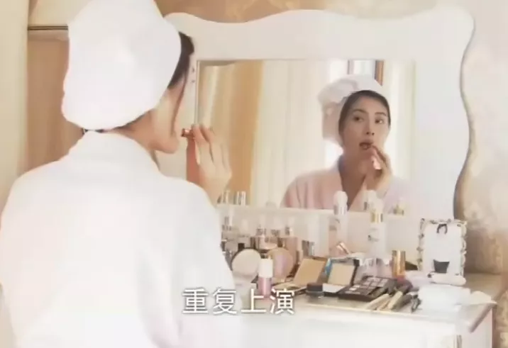 “丑女”大变身,丑是真丑,美也是真美,看得人虎躯一震