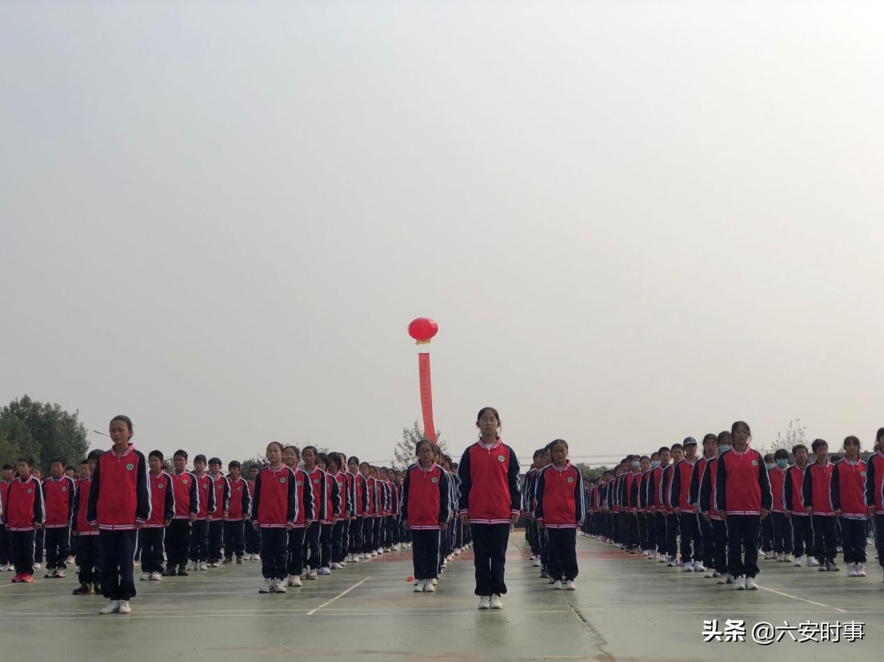 双河镇九十铺中学第四届学生运动会(图5)